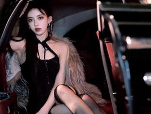 沉浸在Bomi(普美)的恋人圣诞节：原创原图与写真照片合集