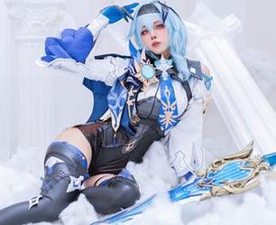 在镜头下的夏日风情：Byoru泳衣作品和精彩资源的完美呈现，等你来欣赏！
