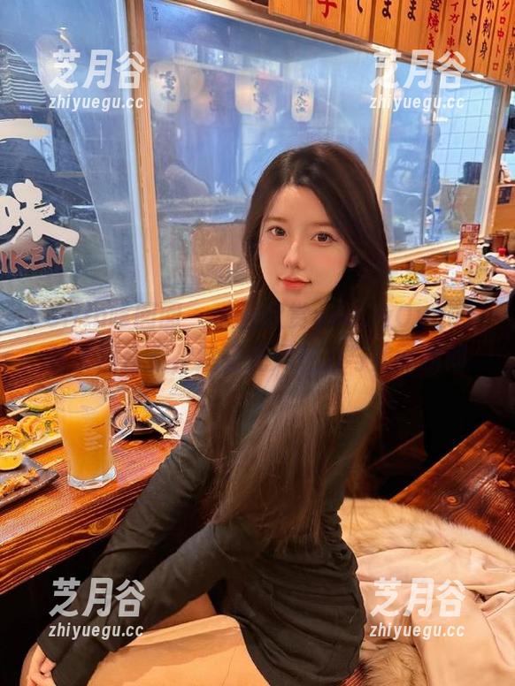 Feilin嗲囡囡-youOvOyou Feilin嗲囡囡 - 一起欣赏youOvOyou泳装美图合集,感受无尽魅力与美丽瞬间