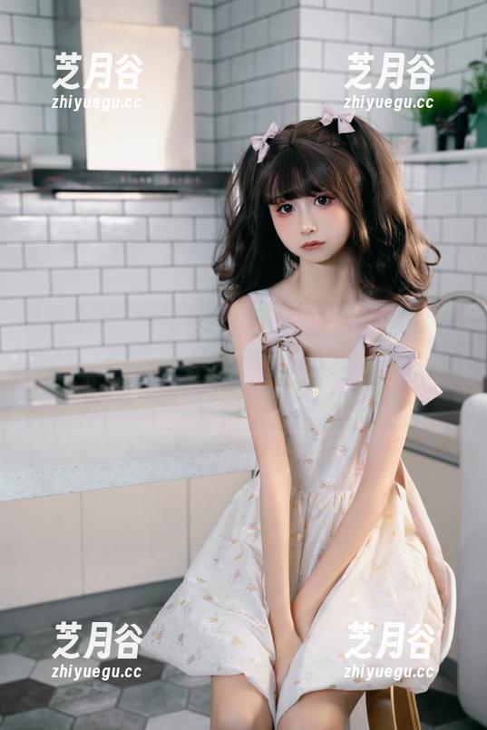 Feilin嗲囡囡-施忆佳KITTY Feilin嗲囡囡 - 图库独家:施忆佳KITTY身着体操服的写真作品,展现青春活力与美丽