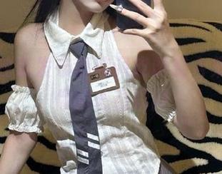 果团网独家发布清纯调皮诱惑合集，唤醒你的心动瞬间