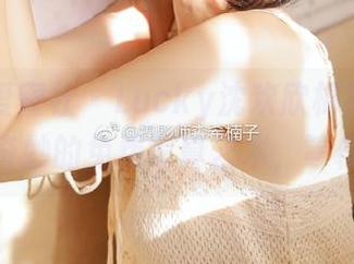 IMiss爱蜜社 – Lucky沈欢欣棉袜图册上线了！奇妙的免费写真艺术，等你来欣赏