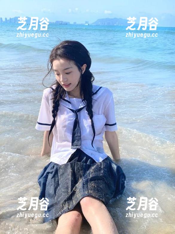 IMiss爱蜜社 - 张思允红裙写真全集：在红色旋律中绽放自我风采