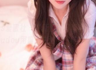 IMiss爱蜜社 – 最新黑白写真套图，逗逗doudou用镜头讲述不一样的故事！