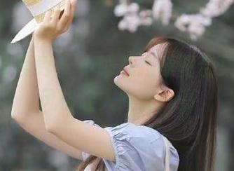 ISHOW爱秀 – 小曦私拍原图合集，油亮风格让人眼前一亮
