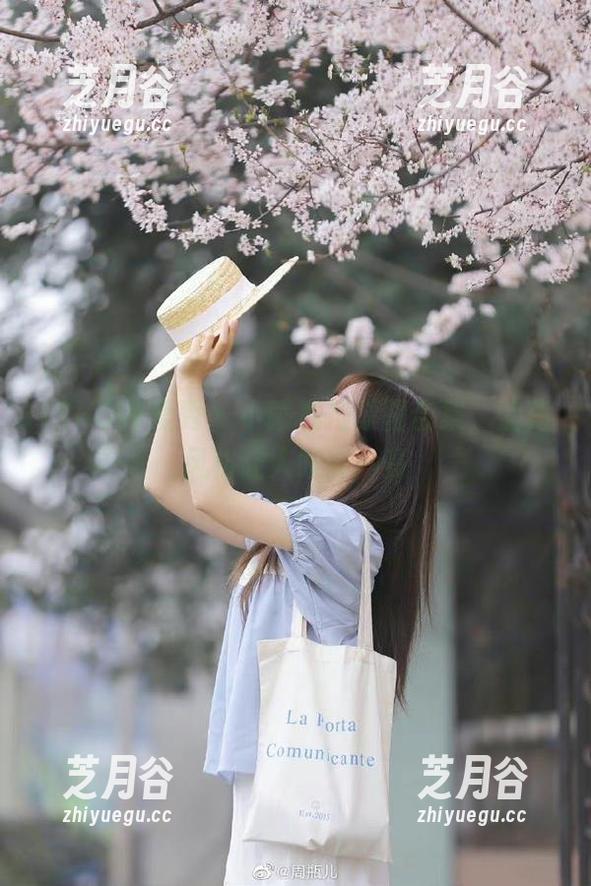 ISHOW爱秀-小曦 ISHOW爱秀 - 小曦私拍原图合集,油亮风格让人眼前一亮