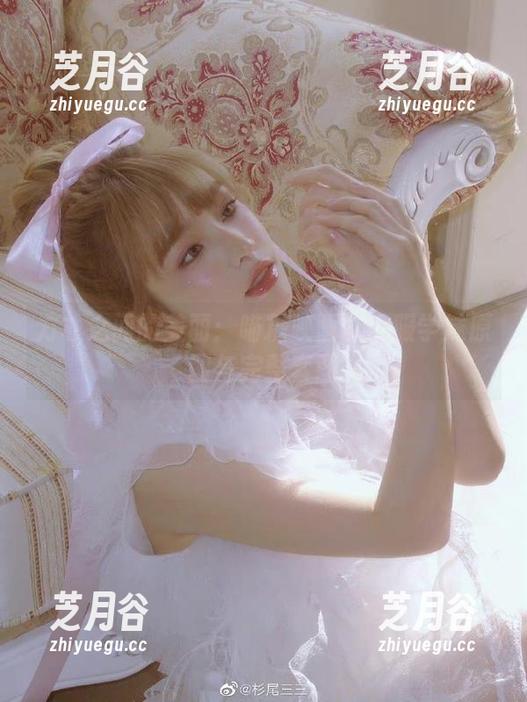 MTYH喵糖映画 方寸之间的美丽:喵糖映画水手服学妹原图与完整套图