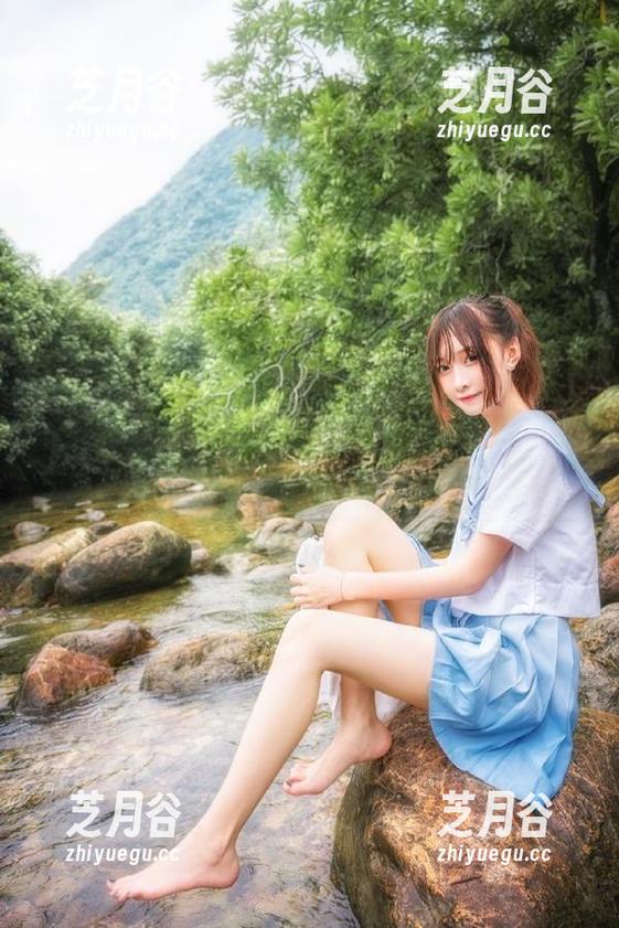 MiStar魅妍社-关思阳 MiStar魅妍社 - 校服与青春:关思阳高清写真展现校园唯美与自由的碰撞