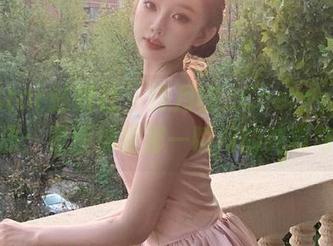 MiStar魅妍社 – 绯月樱_Cherry的女孩作品：原图捕捉那一瞬间的纯真与迷人