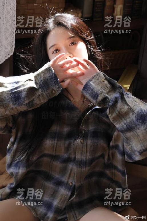 MissWarmJ 体验MissWarmJ尤拉写真合集,捕捉她的每一个迷人瞬间!