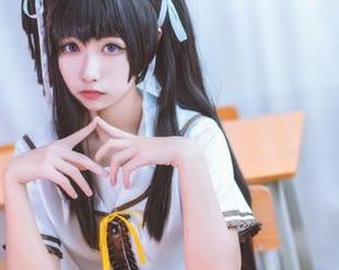 精选图片呈现：“Momoko葵葵秘书”的独特风格与迷人瞬间
