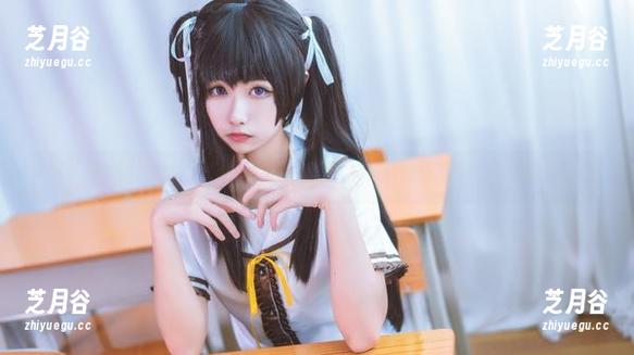 精选图片呈现：“Momoko葵葵秘书”的独特风格与迷人瞬间