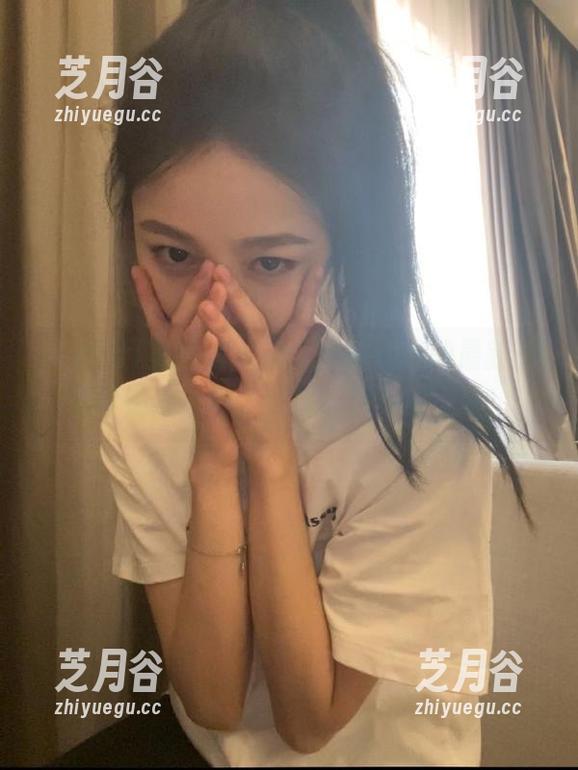 MyGirl美媛馆-王馨瑶 MyGirl美媛馆 - 让人心跳加速的最新王馨瑶奶牛套图,尽显活泼灵动之美!