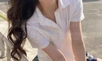 MyGirl美媛馆 – 赵小米Kitty的美足写真：每一张图片都在诉说她的自嘲与美丽