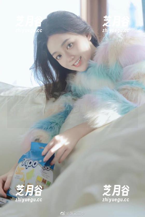 QingDouKe青豆客-欧尼anne QingDouKe青豆客 - 探索欧尼anne的水手服写真,精选图包助你感受青春气息!
