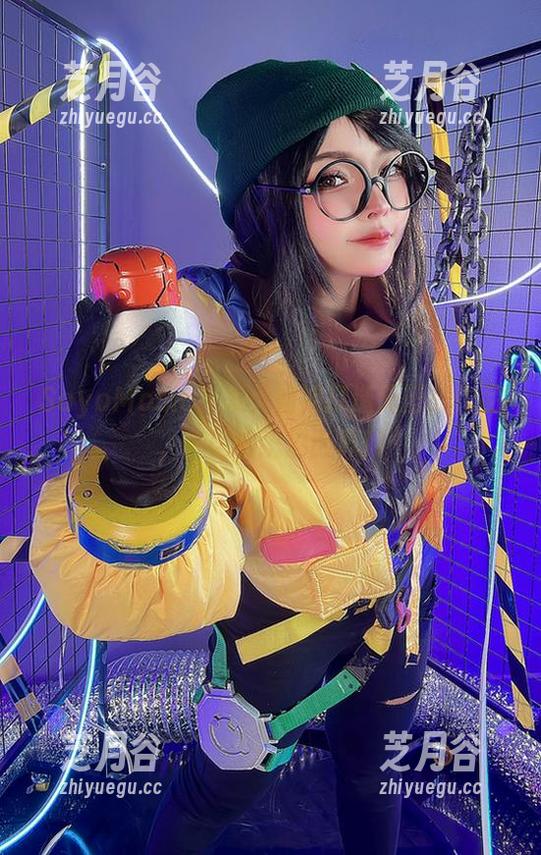 SayoMomo SayoMomo金发大姐姐打造无圣光作品,突破传统摄影界限