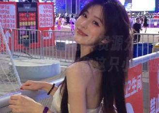 SiHua思话 – 最新写真资源分享！小狐狸的作品集，成功抓到你这只小狐狸的美丽