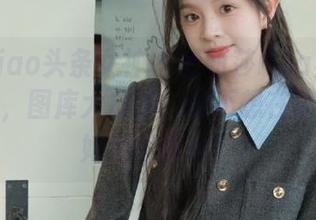 TouTiao头条女神 – 爱丽莎lisa黑丝写真精选，图库大放送，谁不想在周末欣赏她的优雅呢？