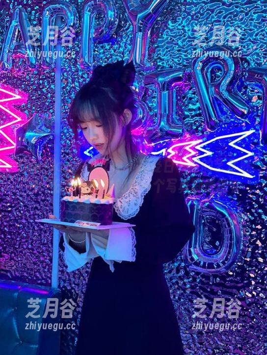 TouTiao头条女神-白一晗 TouTiao头条女神 - 感受白一晗的艺术魅力:分享作品中的每一个写真剧情细节