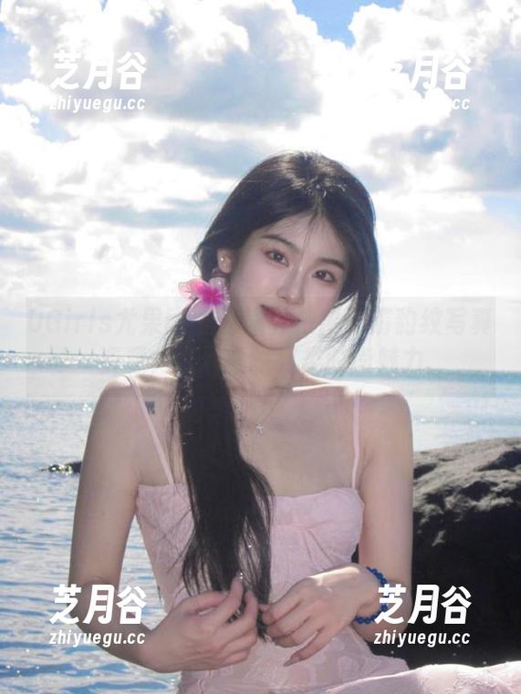 UGirls尤果网 - 探索乔依琳高清豹纹写真资源，带你领略另类时尚魅力