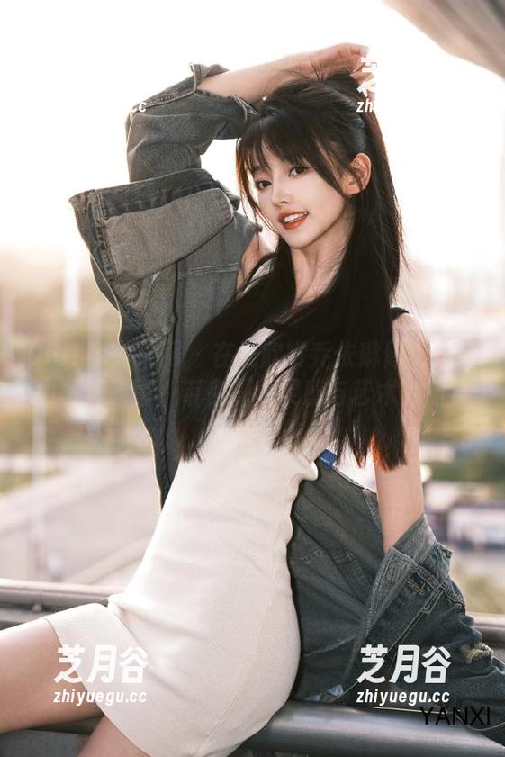 UGirls尤果网-乔依琳 UGirls尤果网 - 在线欣赏乔依琳修女的神秘写真原图,带你探索灵感与艺术的结合