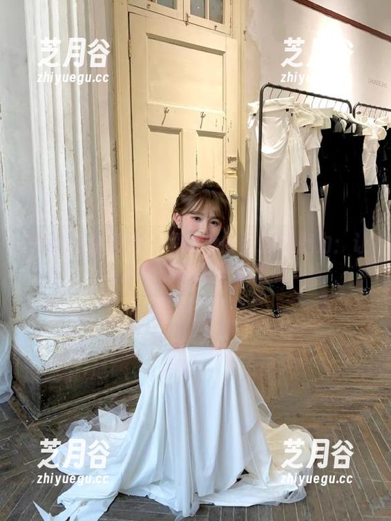 UGirls尤果网-谭晓彤 UGirls尤果网 - 谭晓彤展示运动魅力:让人心动的写真壁纸推荐