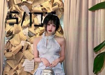 Xiuren秀人网 – Cris_卓娅祺的浴室作品在线上线，揭开清新与性感的完美结合！