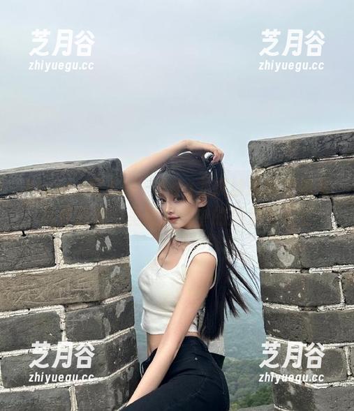 Xiuren秀人网-Egg尤妮丝 Xiuren秀人网 - Egg尤妮丝最新空姐写真作品集,呈现高空中的风景与人生