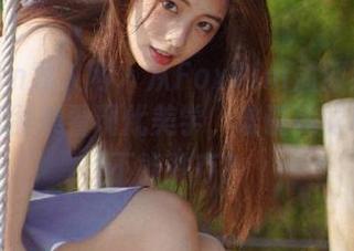 Xiuren秀人网 – 从FoxYini孟狐狸的少女写真图集看现代美学，谁说美丽和丑陋不能并存？
