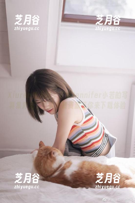 Xiuren秀人网 - 了解Jennifer小若的写真集背后，精美套装资源等你来下载体验