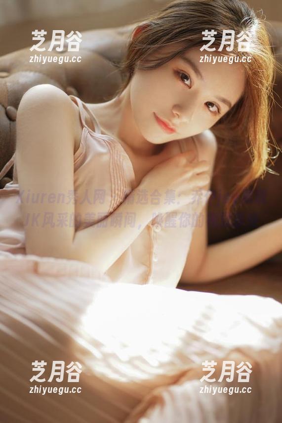 Xiuren秀人网-乔伊joy Xiuren秀人网 - 精选合集:乔伊joy展现JK风采的美丽瞬间,唤醒你的视觉享受