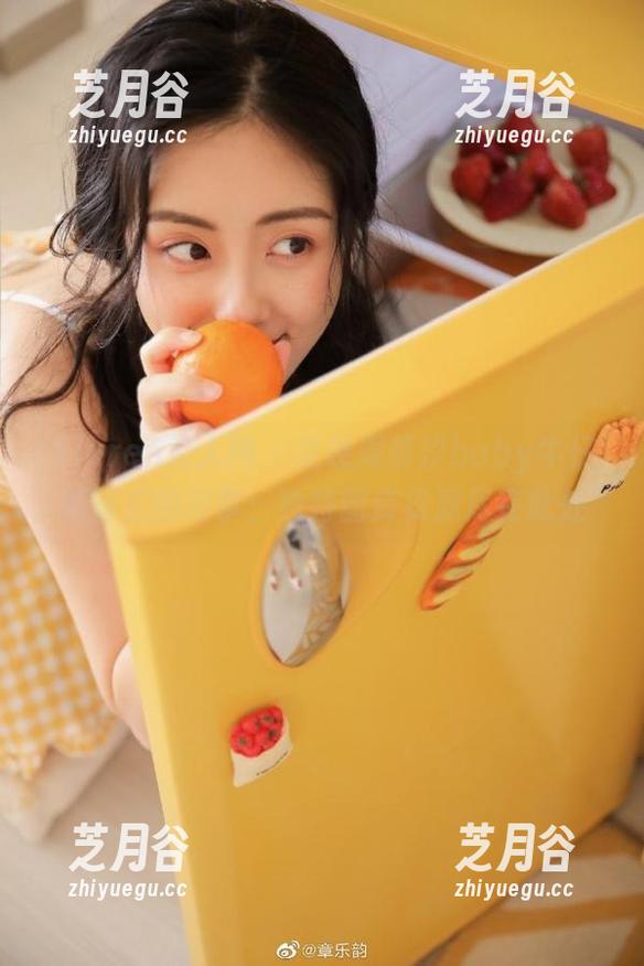 Xiuren秀人网-周慕汐baby Xiuren秀人网 - 发现周慕汐baby牛仔裤背后的故事:独特图库资源尽在此处