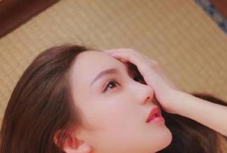 Xiuren秀人网 – 心妍小公主魅力无限，性感西装熟女的完美美图与写真展现