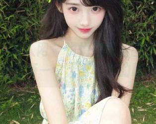 Xiuren秀人网 – 悦悦姐私房图集：记录女孩每一个无与伦比的瞬间