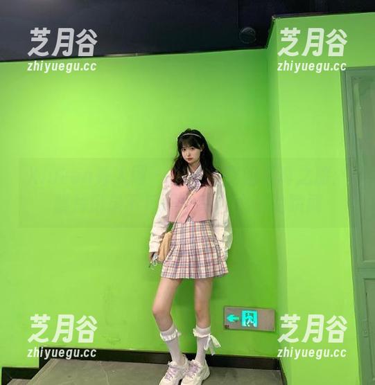 Xiuren秀人网-朱可儿 Xiuren秀人网 - 朱可儿空姐写真之旅:照片记录下每一个动人心弦的瞬间