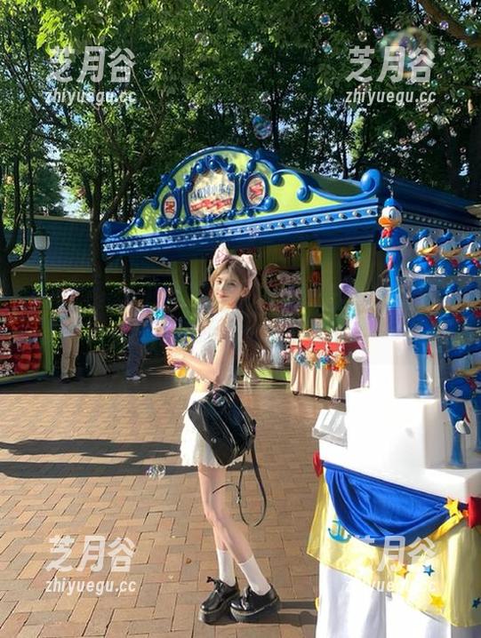 Xiuren秀人网-杏子Yada Xiuren秀人网 - 杏子Yada无圣光写真:追寻运动的热情与自由
