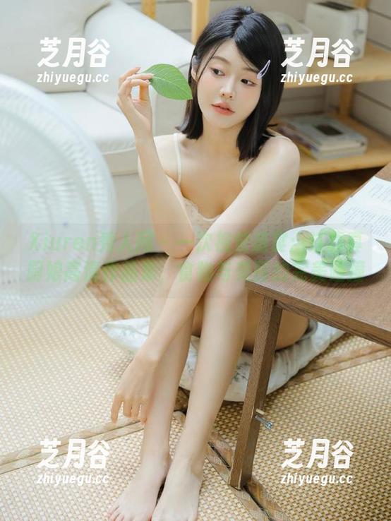Xiuren秀人网 - 一次视觉盛宴：江真真厨娘高清作品集，食物与美丽的完美碰撞