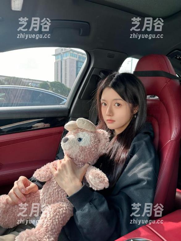 Xiuren秀人网-艾栗栗栗栗栗栗吖 Xiuren秀人网 - 畅享艾栗栗栗栗栗栗吖甜心图包,免费下载每一张图片,发现她背后的故事与灵感!