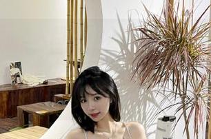 Xiuren秀人网 – 加入我们，一同观看萌琪琪Irene的皮衣写真，探索时尚与个性的华丽碰撞，收获无限视觉享受！