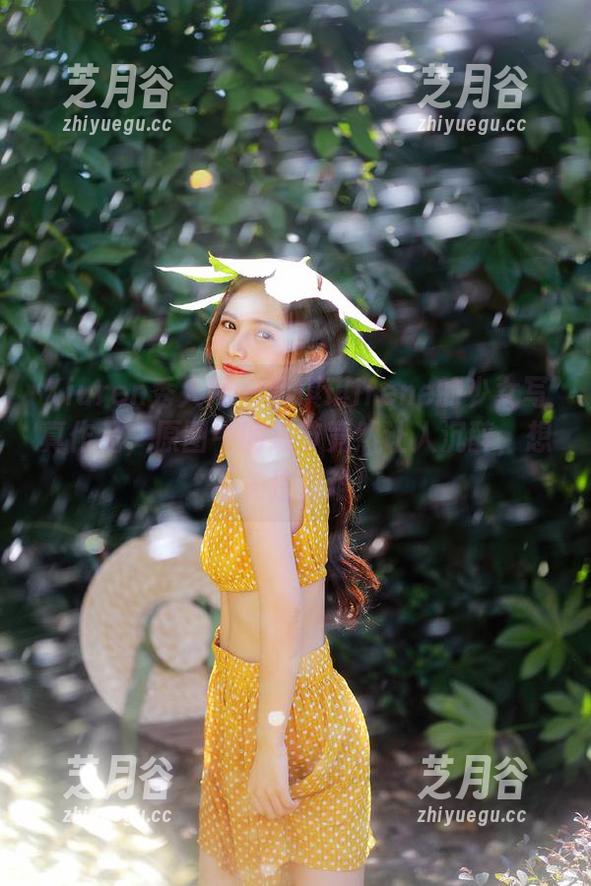 Xiuren秀人网-萌琪琪Irene Xiuren秀人网 - 萌琪琪Irene的少女写真作品,原图中的细节竟然让人沉醉,想不关注都难!