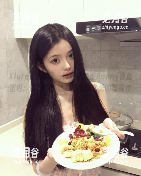 Xiuren秀人网-陈梵妮Fanny Xiuren秀人网 - 精选陈梵妮Fanny蕾丝图包:展现女性魅力与细腻之美的写真作品