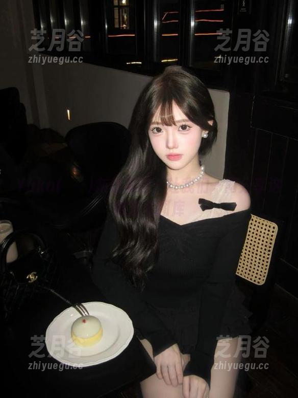 Yuka(유카)灰丝写真：让我们一同分享这份艺术图库