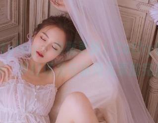 beautyleg – 最新更新！Cathy粉色写真合集，梦幻场景与时尚元素的完美结合
