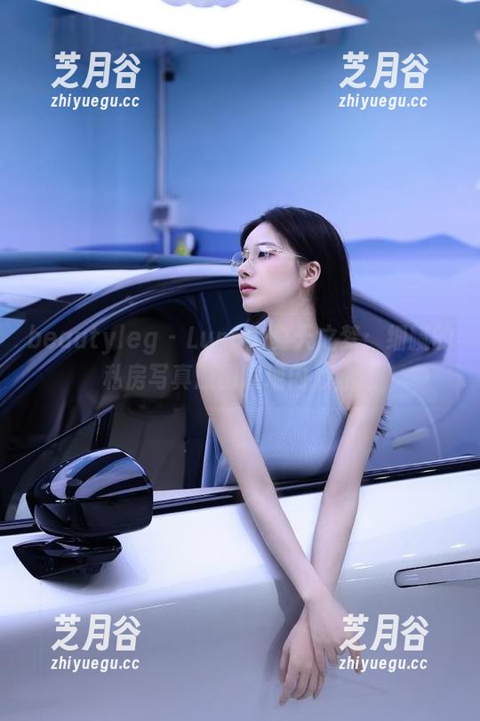 beautyleg-Luna beautyleg - Luna的夏天之梦:细腻的私房写真原图展现内心赤诚