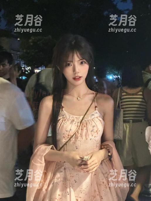 beautyleg-简晓育 beautyleg - 原图与照片解读简晓育高跟鞋的个性:时尚与艺术的结合