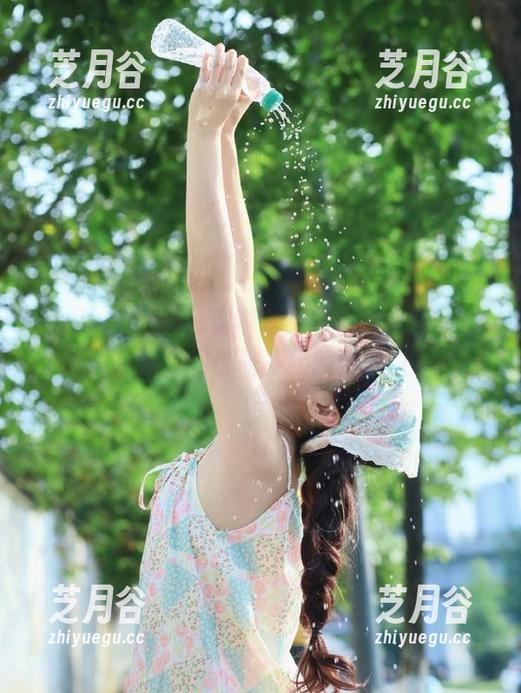 beautyleg-黄苇萱 beautyleg - 黄苇萱纯白写真全套,徜徉在纯真和优雅交织的艺术之中