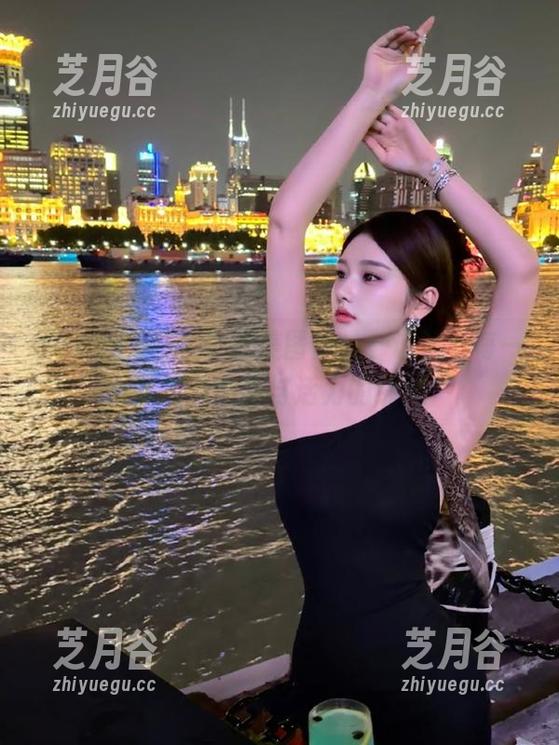 pans-夏涵 pans - 夏涵的JK美图作品,记录下每一瞬间的青春与活力的绽放