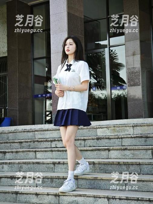 pans-微妮 pans - 微妮的可爱写真,美图图包展现独特魅力与风情