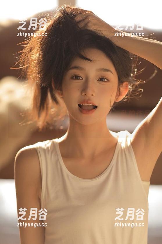 pans - 解锁苏琪的黑丝美图，私拍作品中的大胆尝试