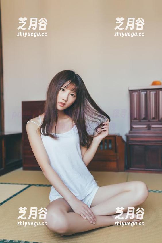 pans-诗诗 pans - 诗诗厨娘写真合集,探寻美食与生活的绝妙图集呈现